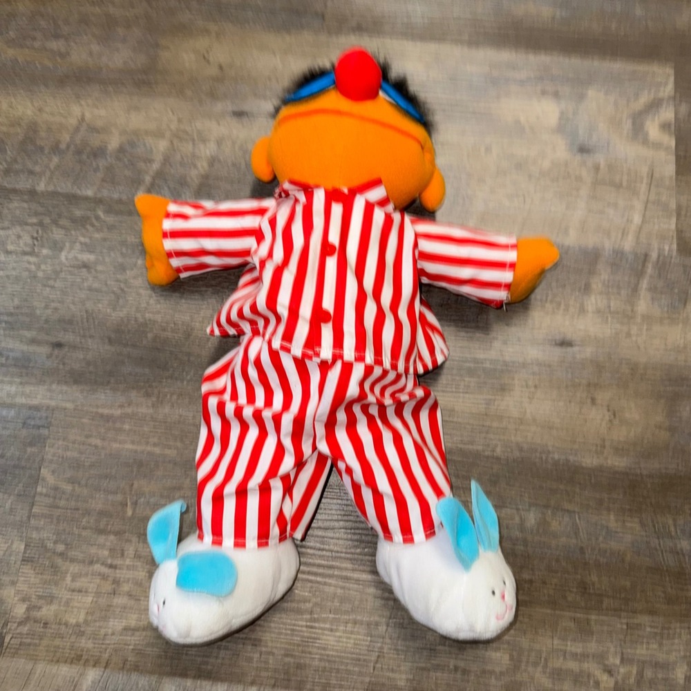 Vintage 1996 Tyco Sesame Street Sing & Snore Ernie Plush 70207 Jim Henson